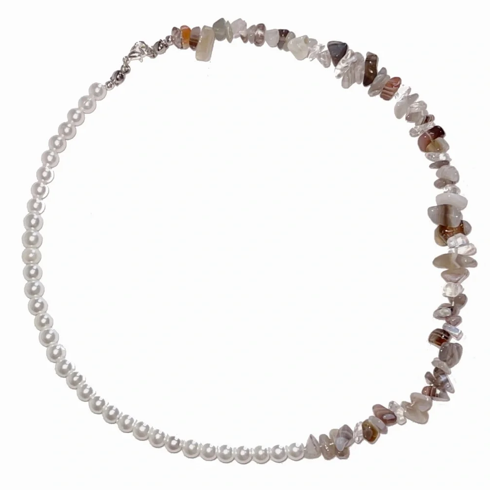 Choker-style with a half-and-half design, faux pearls, and mixed stone beads - Picture 1 of 1